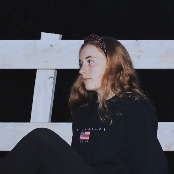 Meet your Posher, Julia - Picture 1 of 1